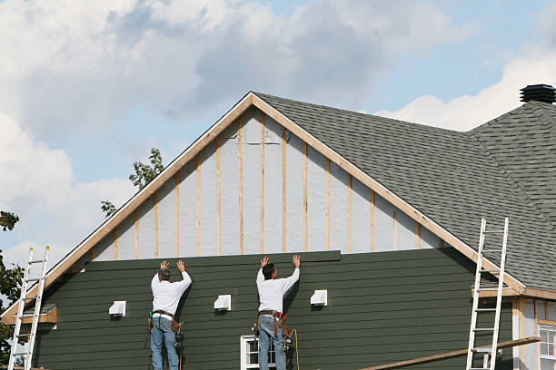Professional Emergency Siding Repair technician working in Norwich, CT